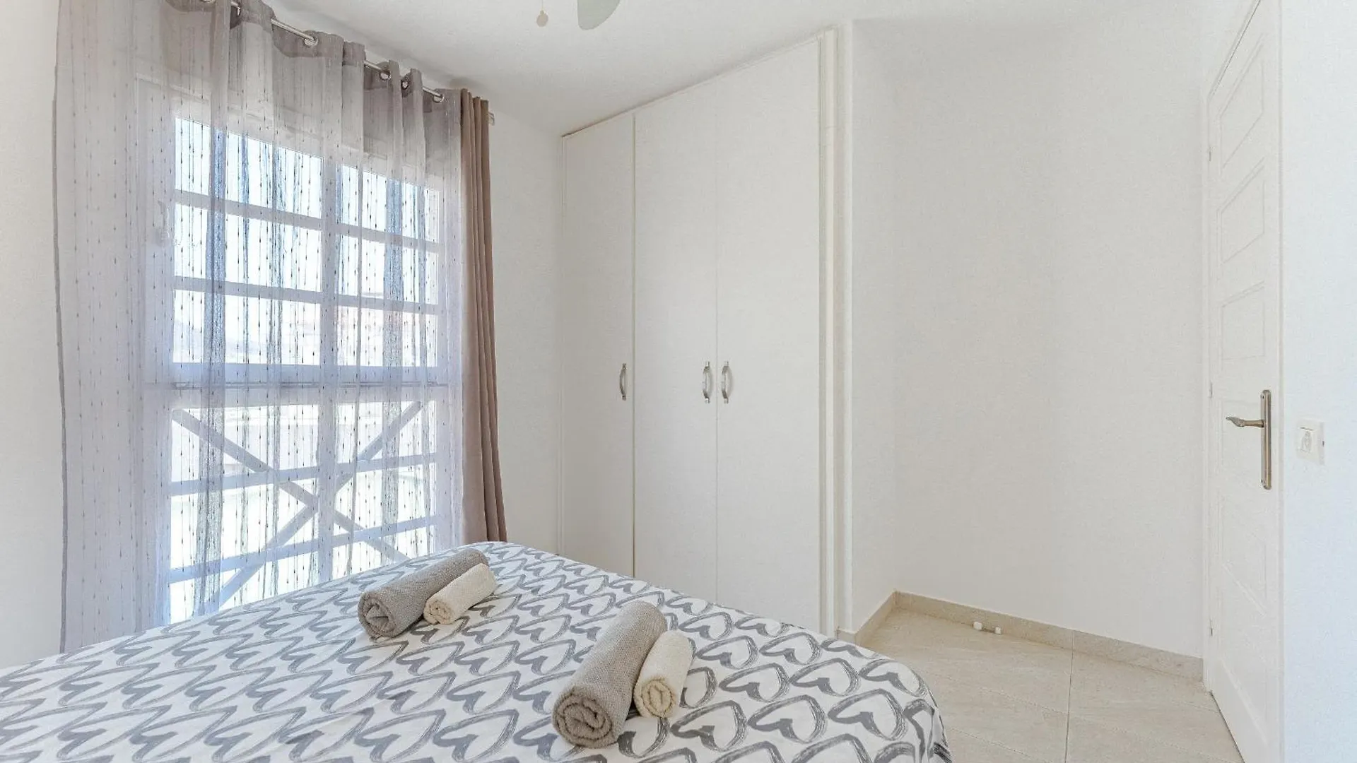 Appartamento Duplex In Complex Andorra Arona