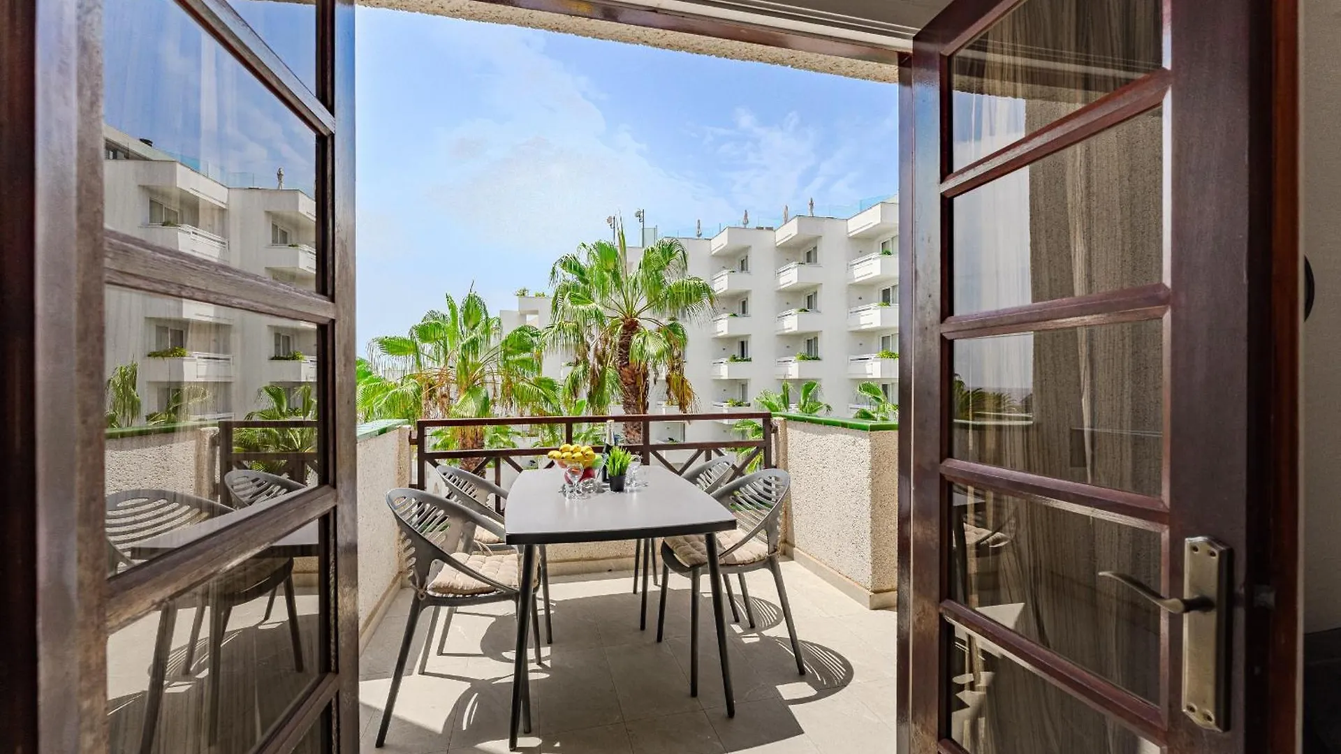 Appartamento Duplex In Complex Andorra Arona  Spagna